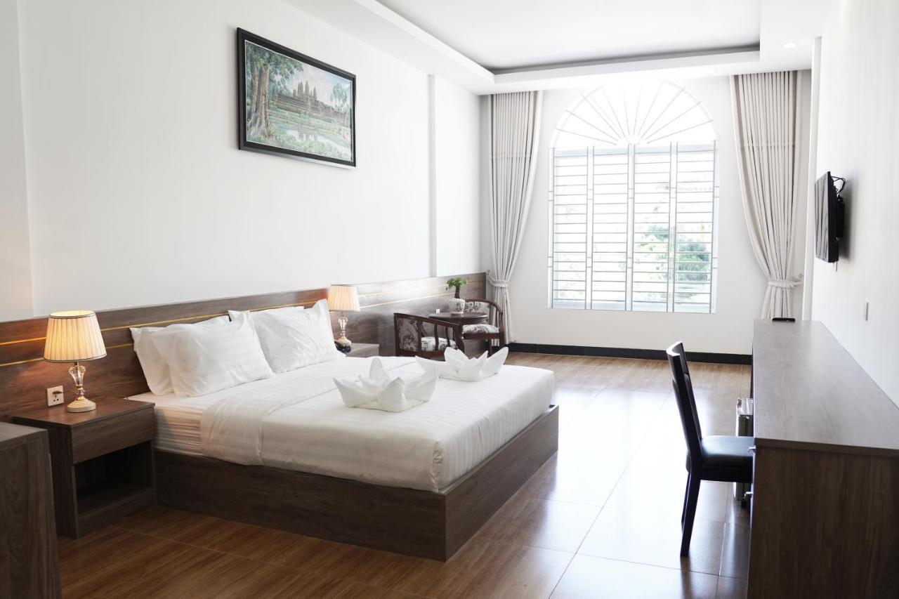 Apple Hotel Three - Near Pnh Airport Phnom Pen Exterior foto
