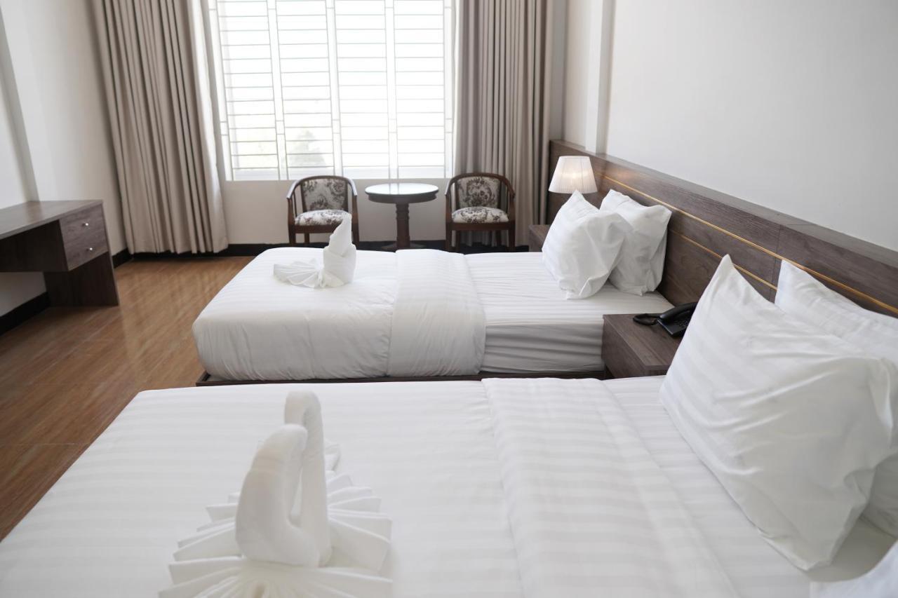 Apple Hotel Three - Near Pnh Airport Phnom Pen Exterior foto